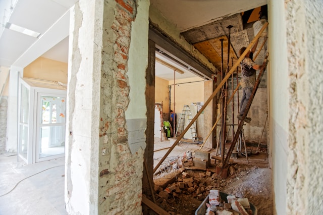 Post-Construction Cleaning: What Builders Leave Behind